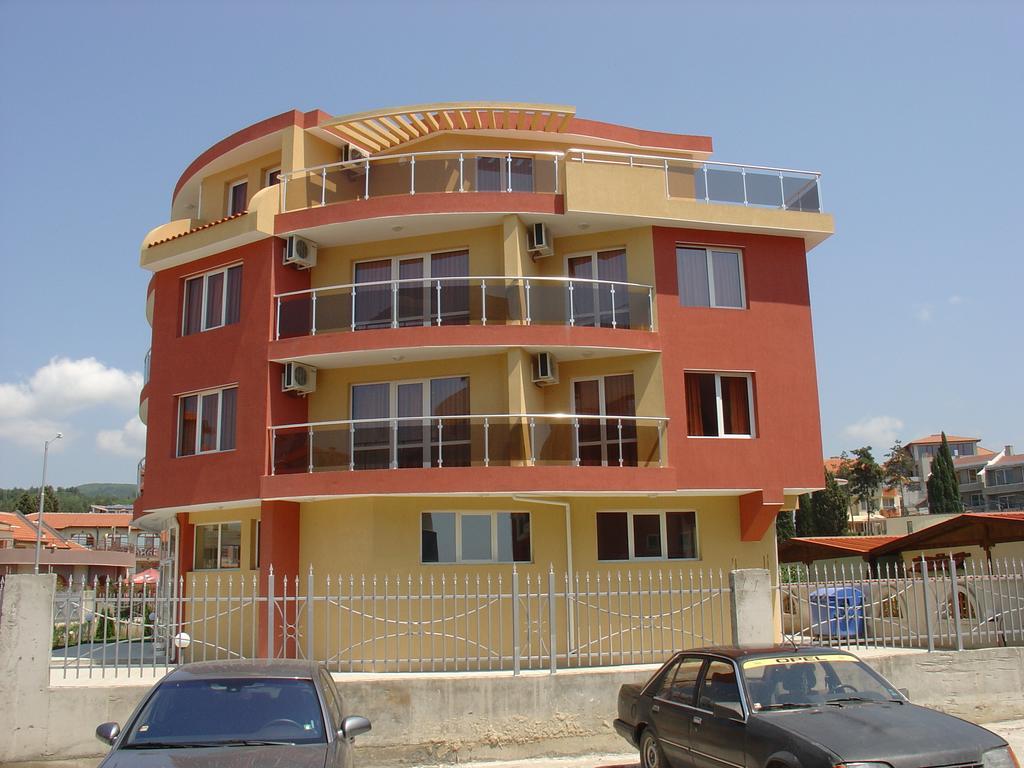 Sunny Flower Family Hotel Sunny Beach Ngoại thất bức ảnh